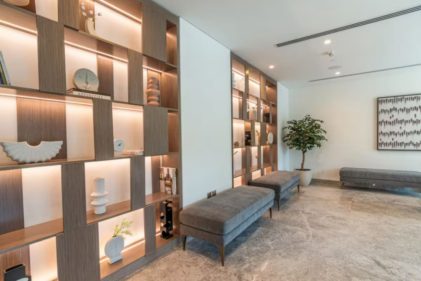 Stylish 2BR | 3 min walk to Dubai Mall