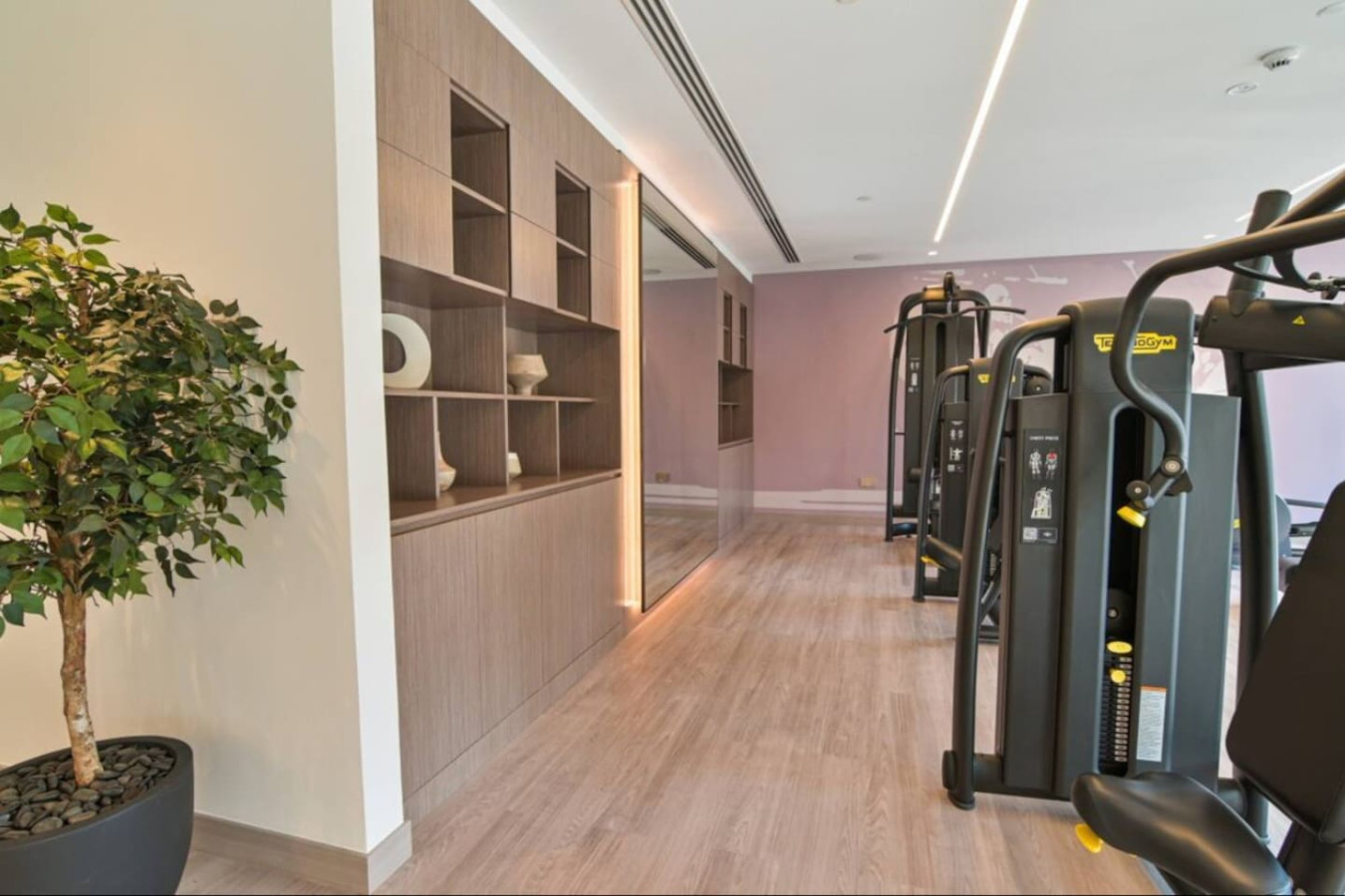 Stylish 2BR | 3 min walk to Dubai Mall