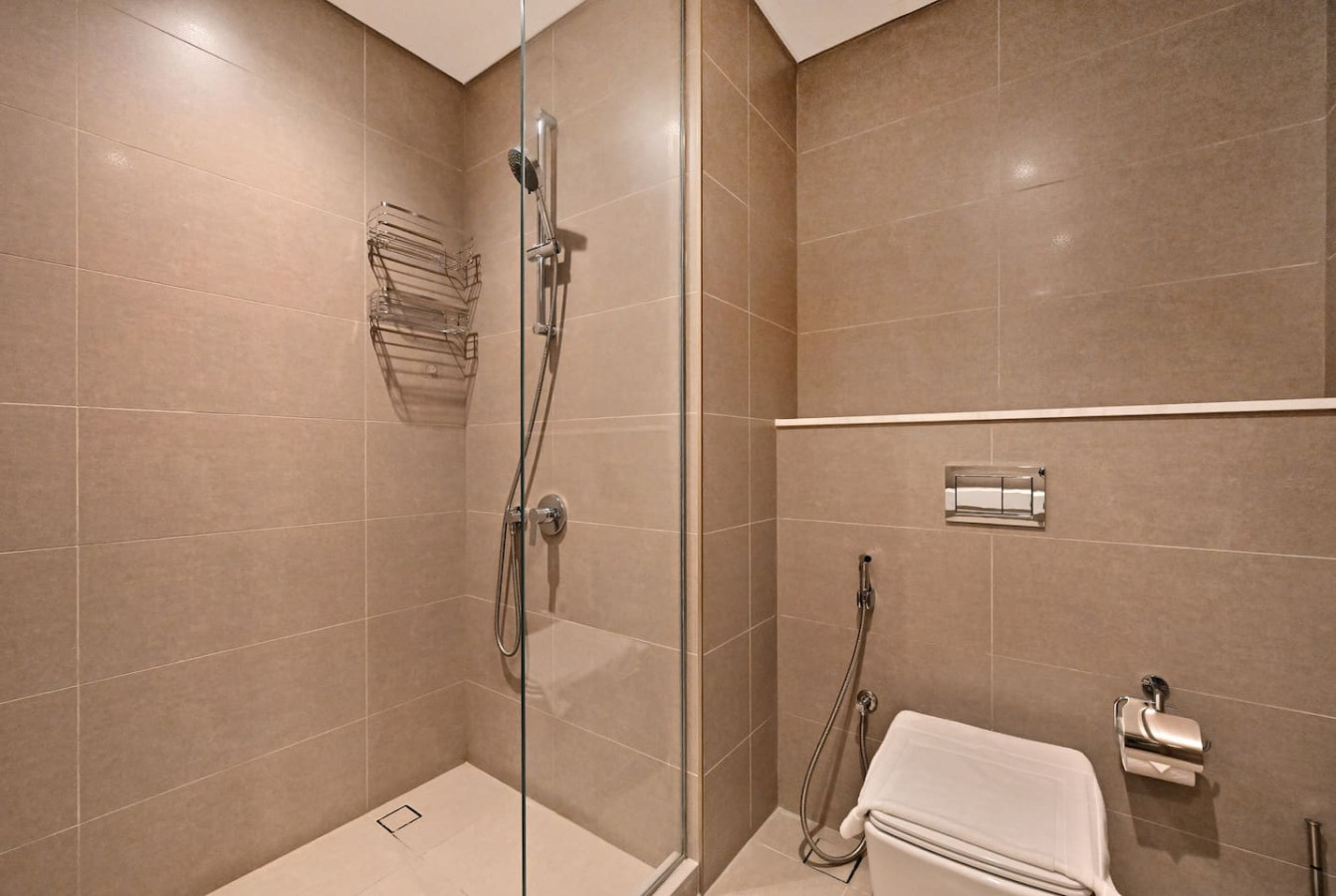 Stylish 2BR | 3 min walk to Dubai Mall