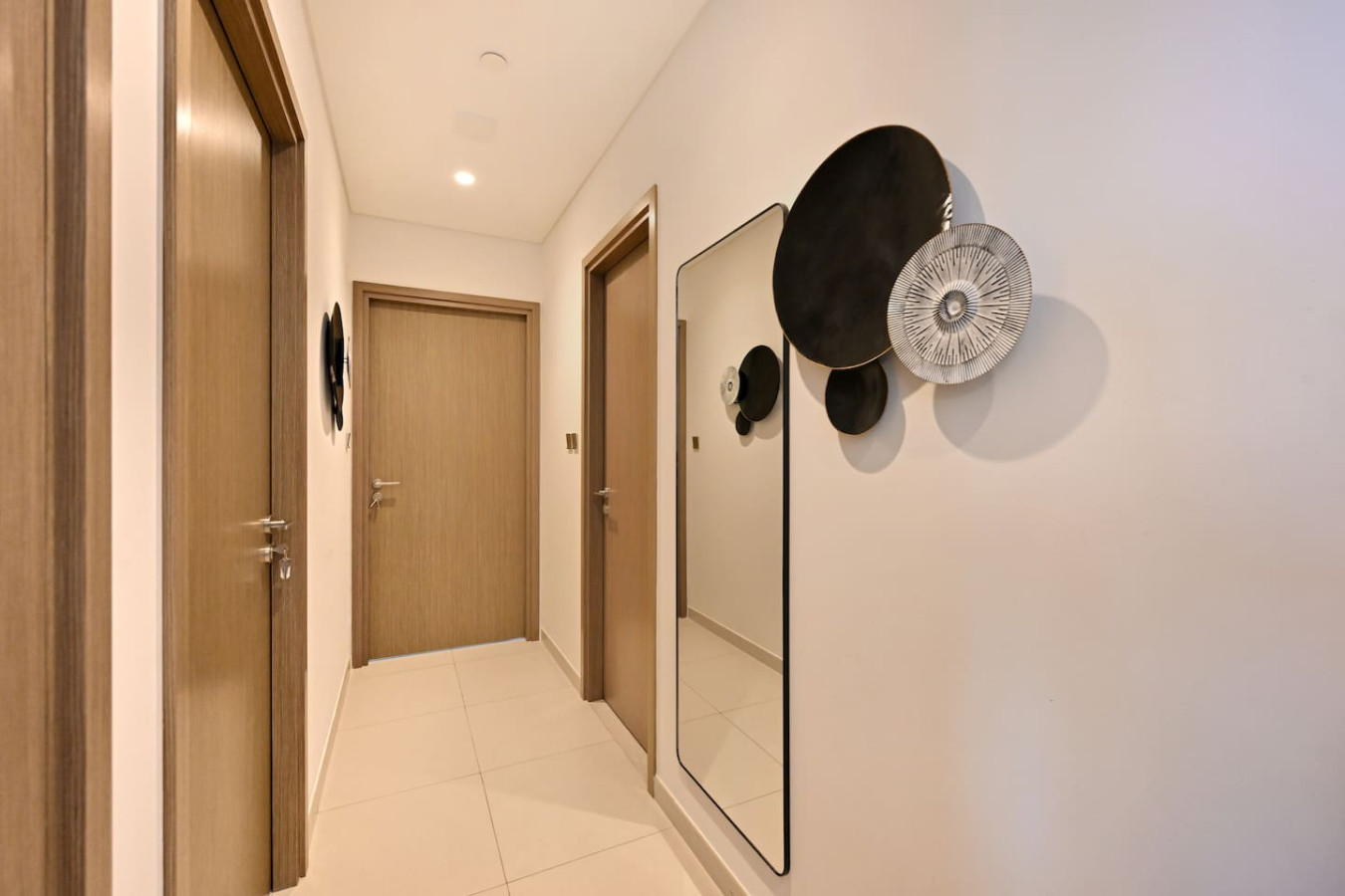 Stylish 2BR | 3 min walk to Dubai Mall