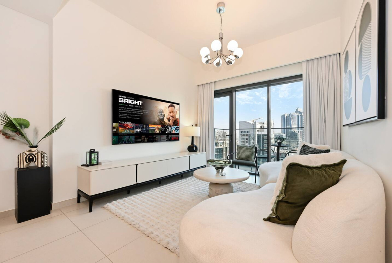 Stylish 2BR | 3 min walk to Dubai Mall