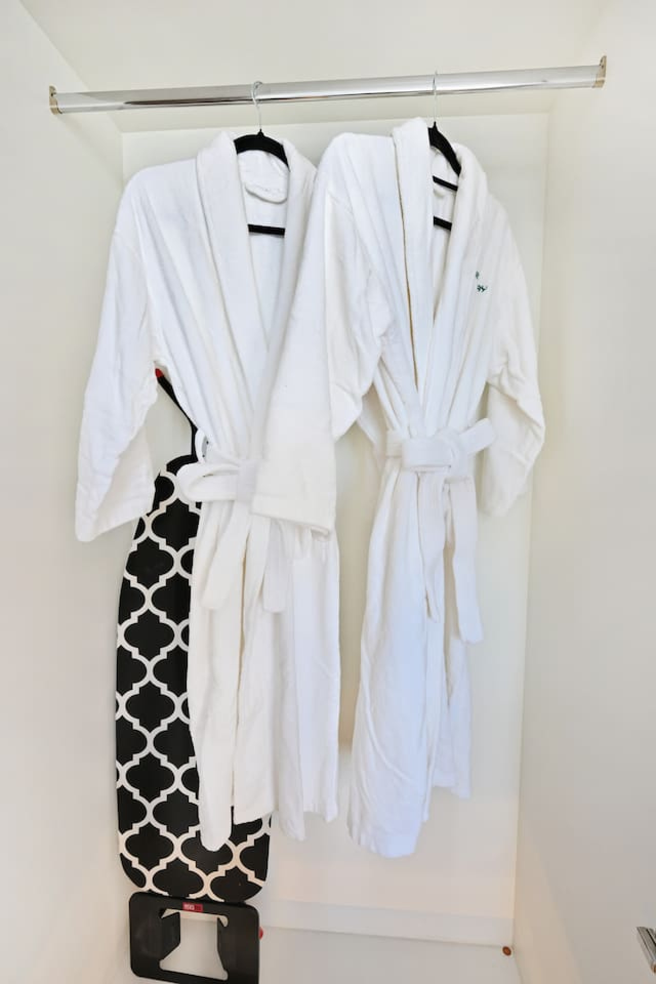 Stylish 2BR | 3 min walk to Dubai Mall