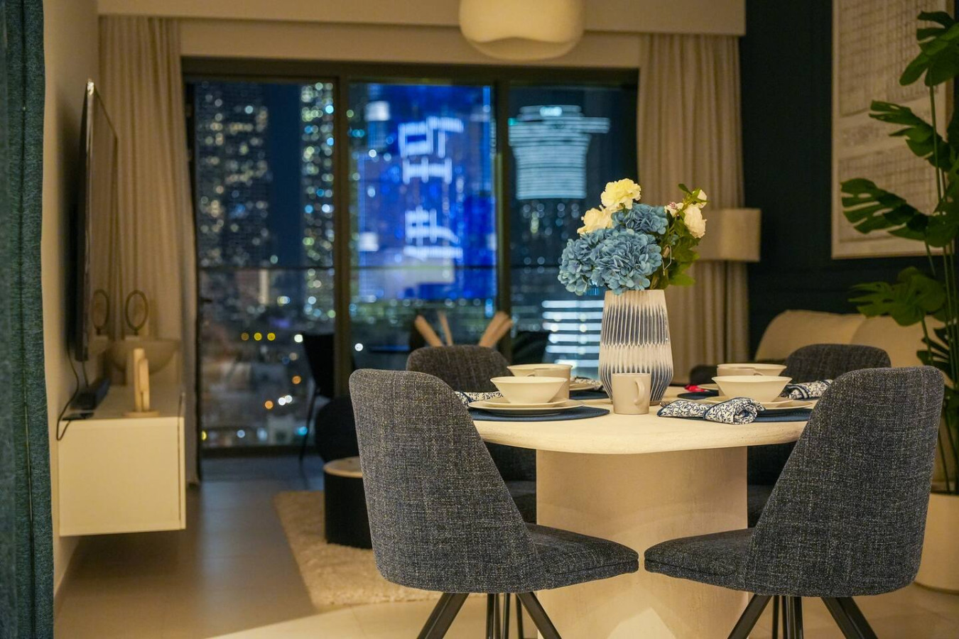 Full Burj Khalifa View, 3min Walking to Dubai mall