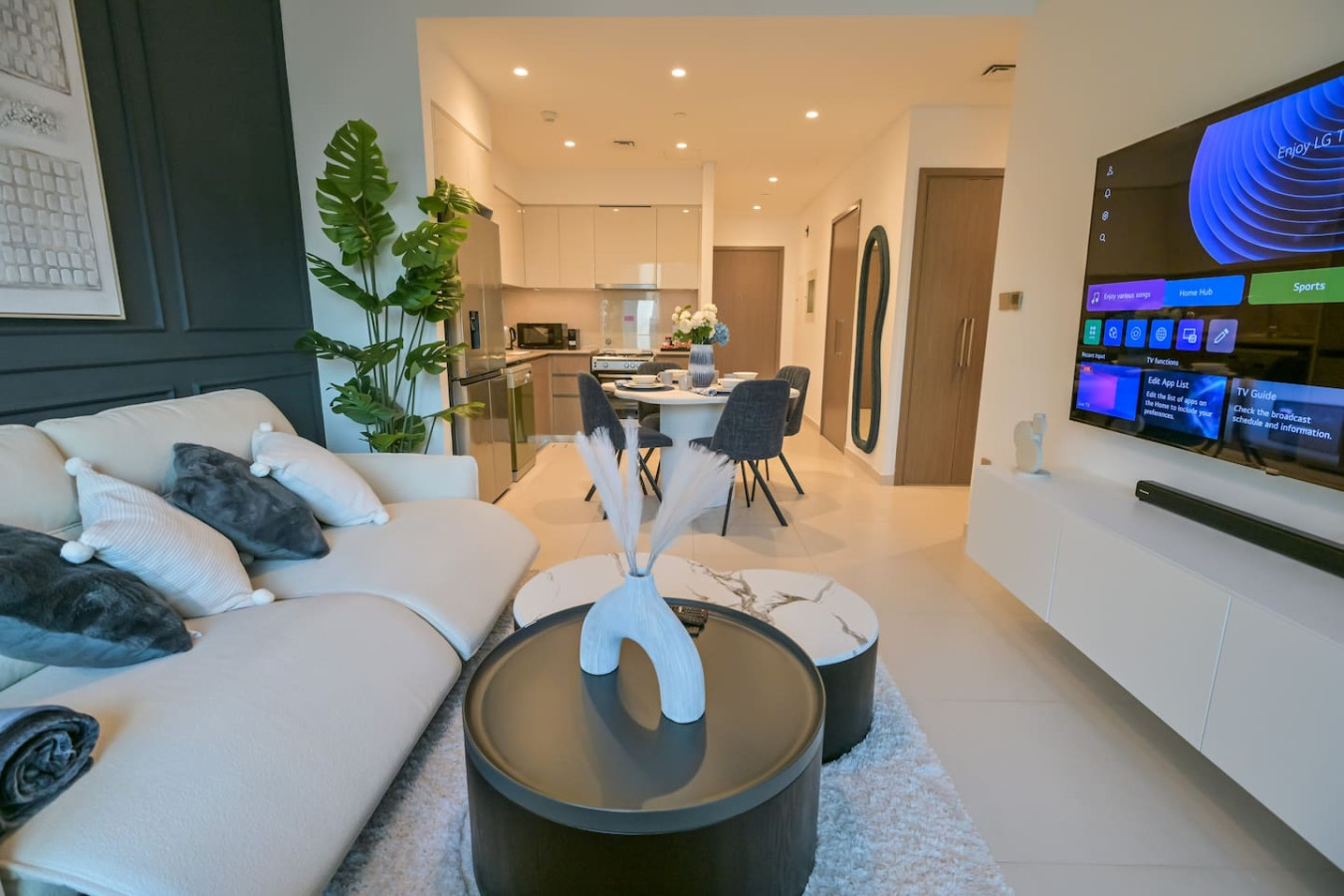 Full Burj Khalifa View, 3min Walking to Dubai mall