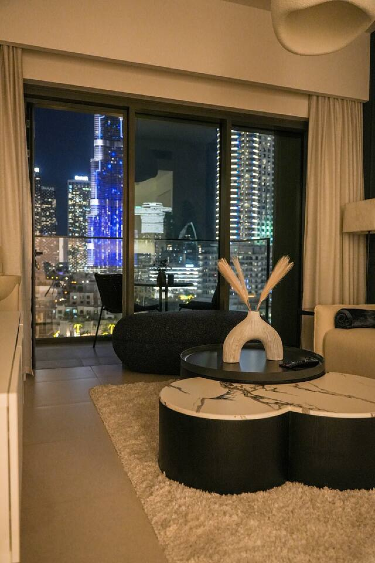 Full Burj Khalifa View, 3min Walking to Dubai mall