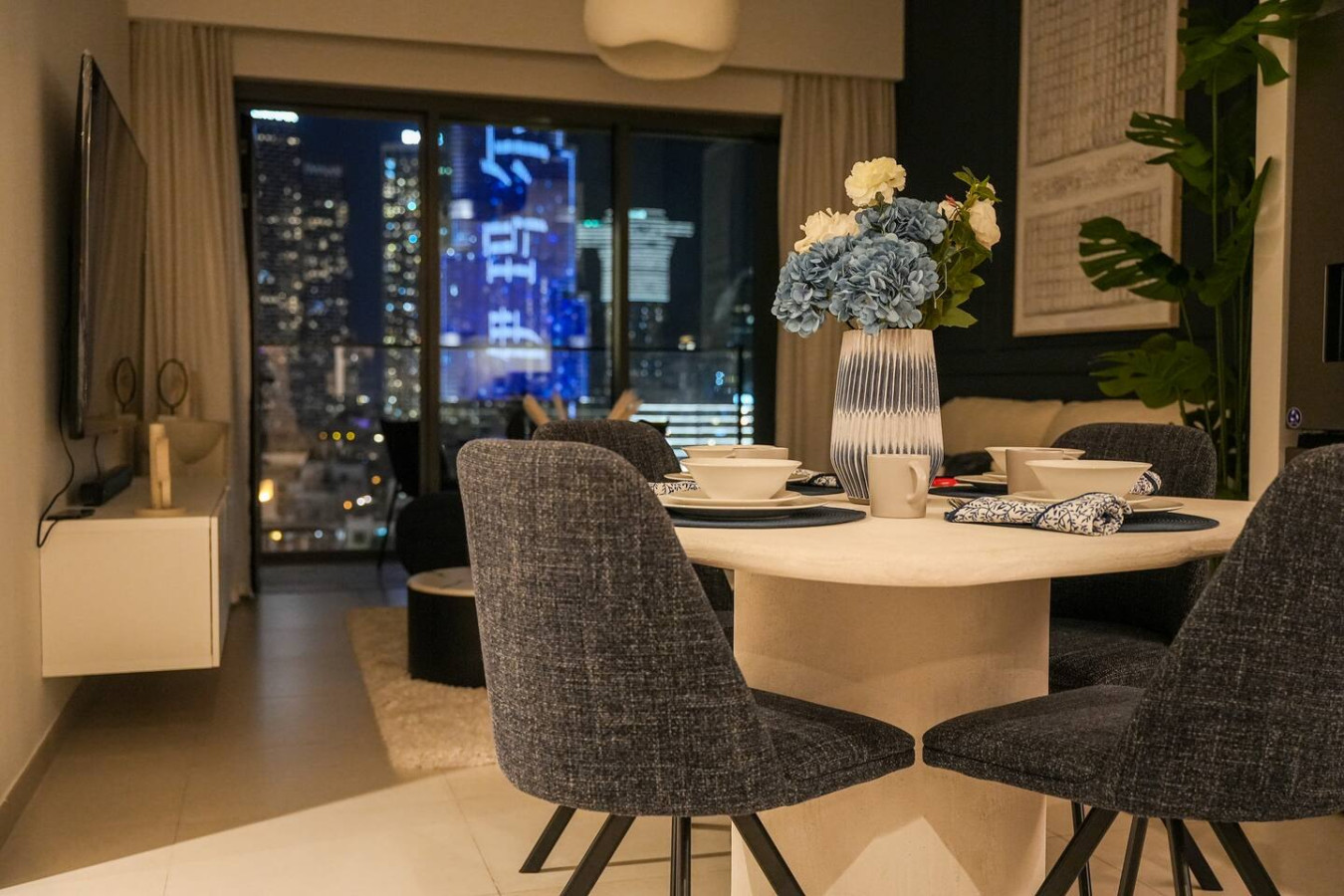 Full Burj Khalifa View, 3min Walking to Dubai mall