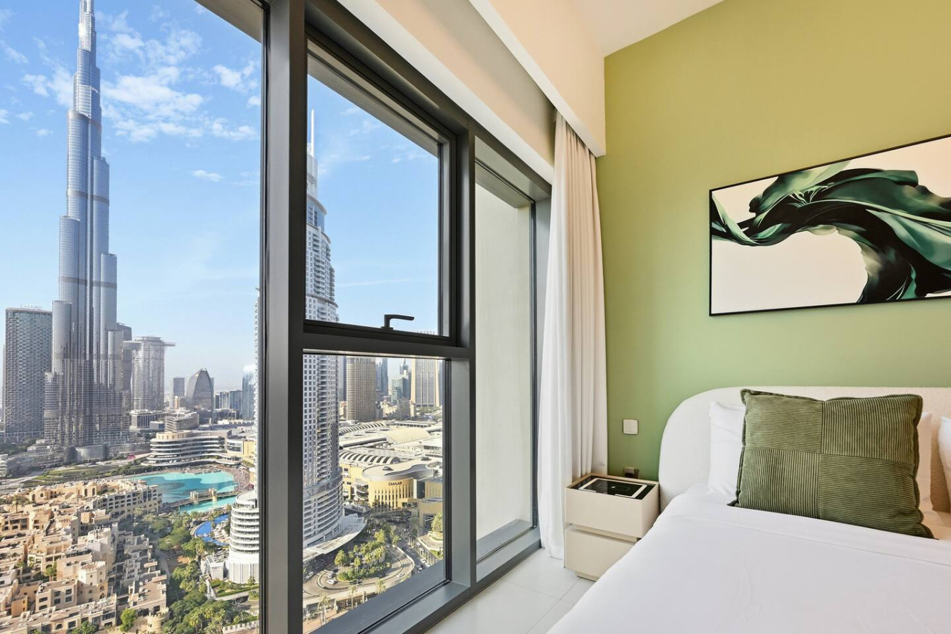 Breathtaking View, 3-minute walk to Dubai Mall