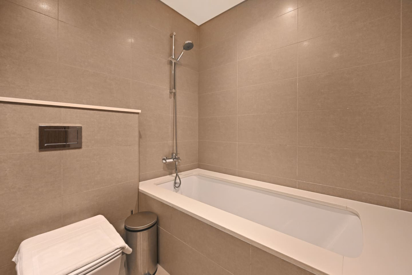 Breathtaking View, 3-minute walk to Dubai Mall