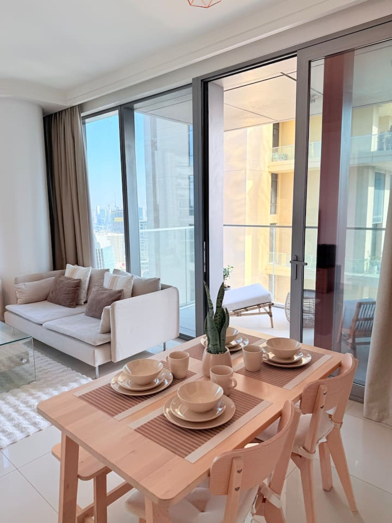 Dubai Mall connected, 38th floor, Amazing pool