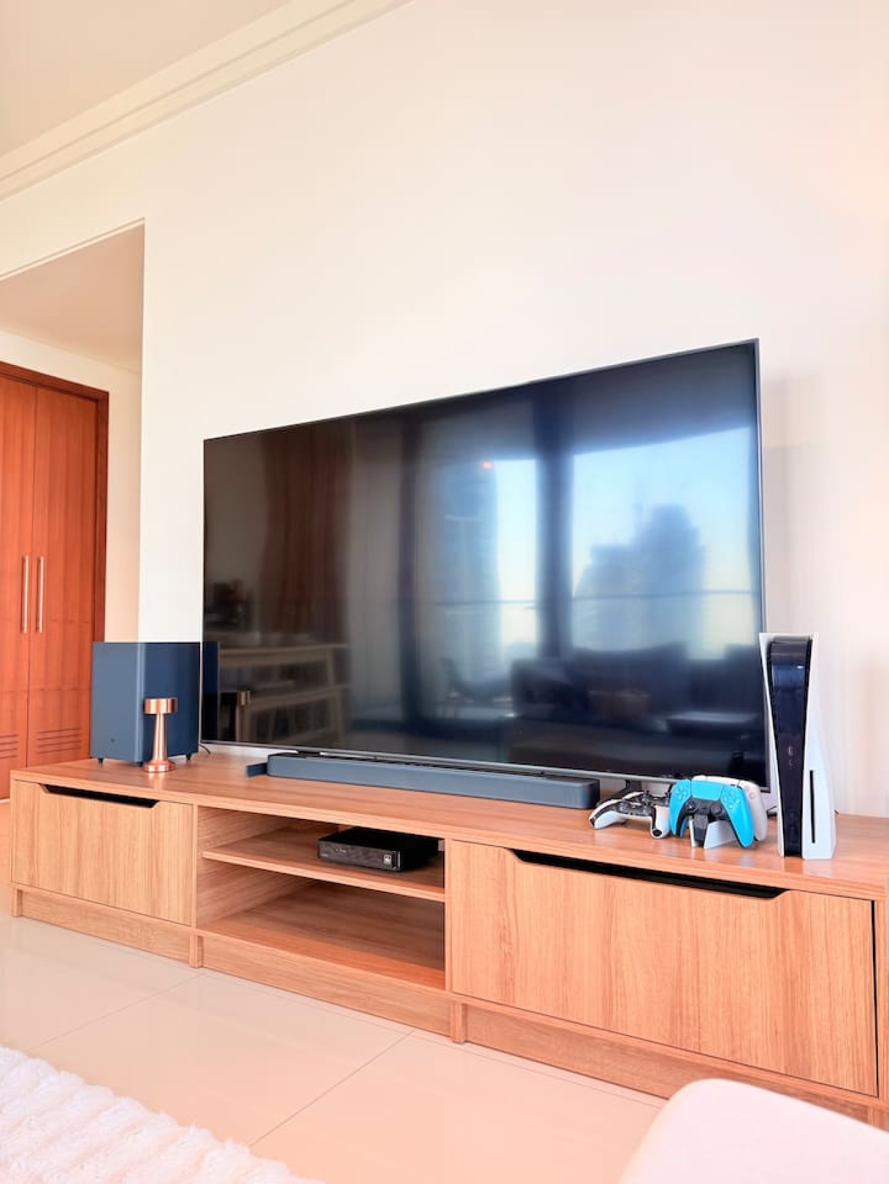 Dubai Mall connected, 38th floor, Amazing pool