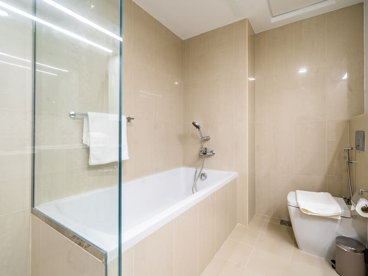 Stunning Burj Khalifa View | 1BR in Downtown