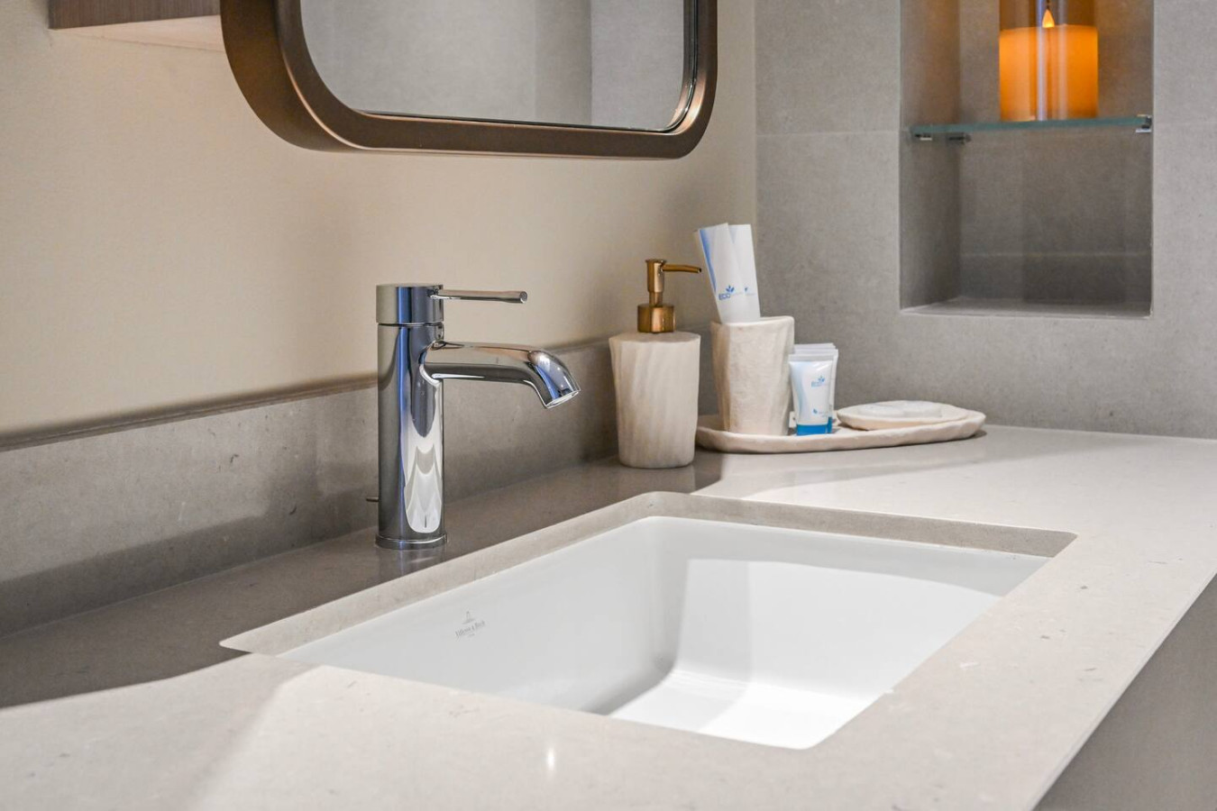 Hermès Design | Dubai Mall Connected | Vida Hotel