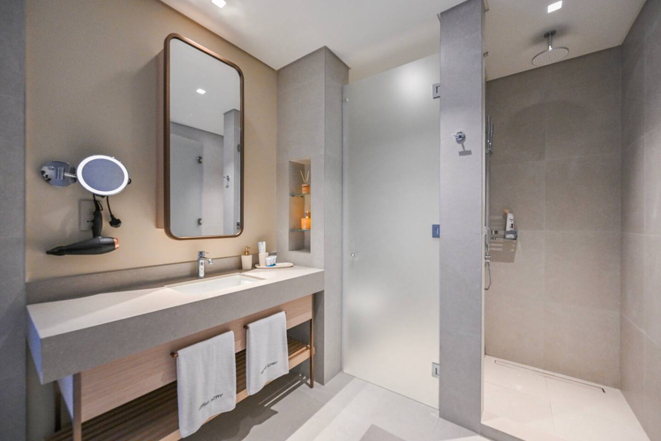 Hermès Design | Dubai Mall Connected | Vida Hotel