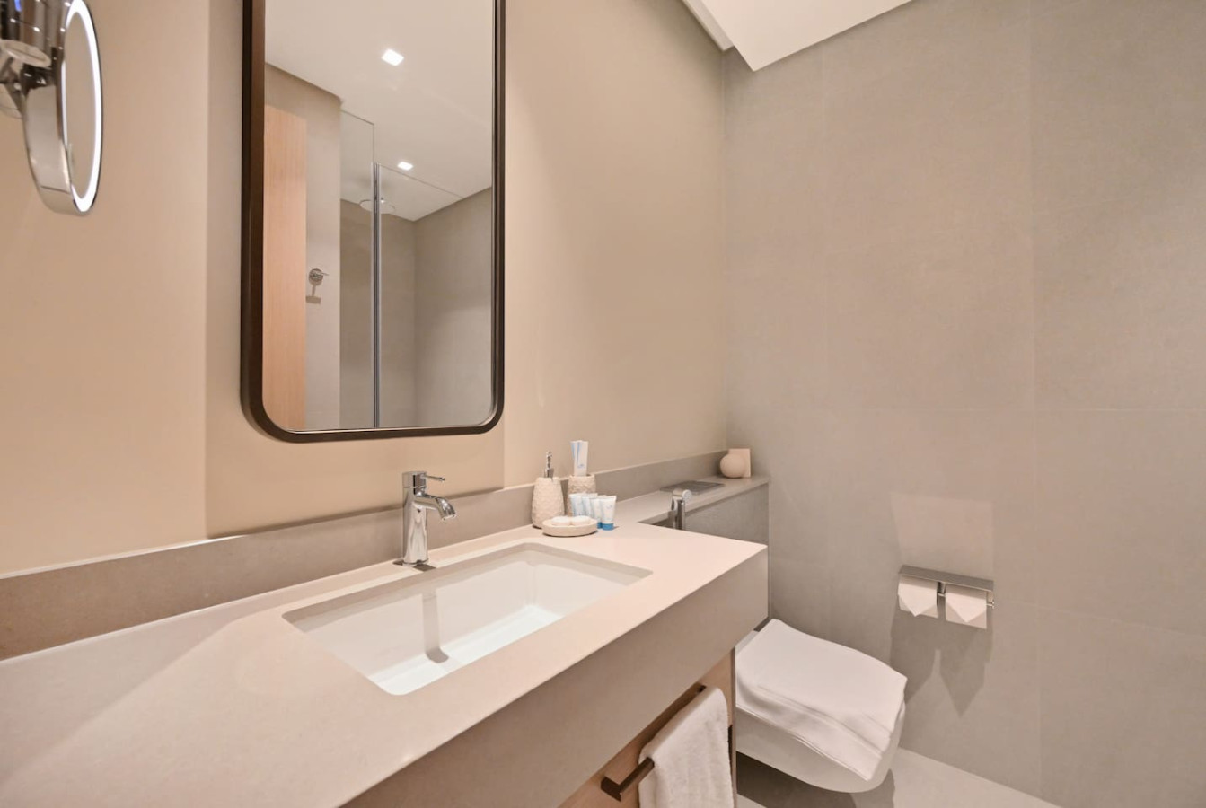 Premium Hotel Residence | Dubai Mall connected